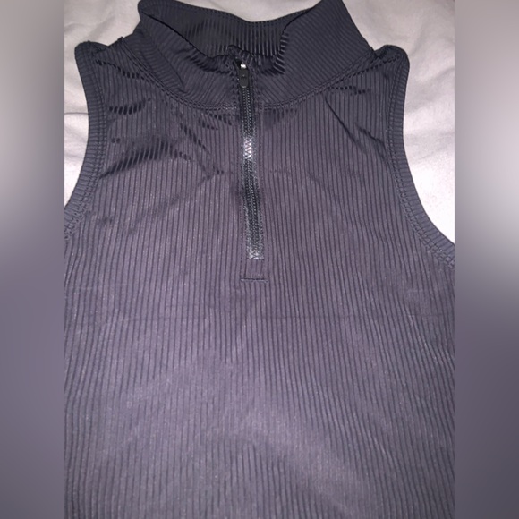 LULULEMON TOP - Picture 3 of 6